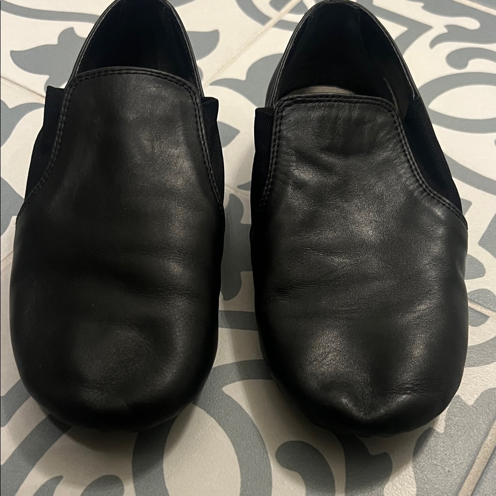 Girls BCG Brand Size 1D Black Jazz Shoes